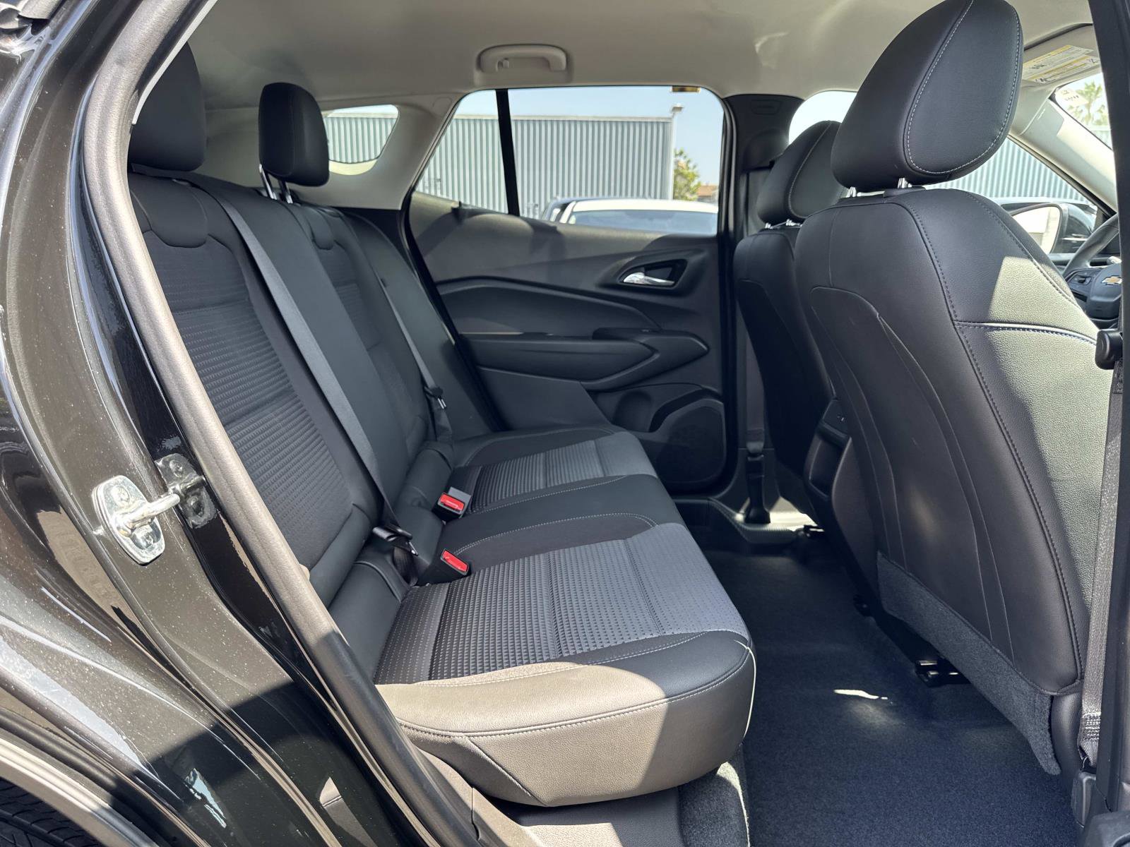 Used 2024 Chevrolet Trax LT image 19