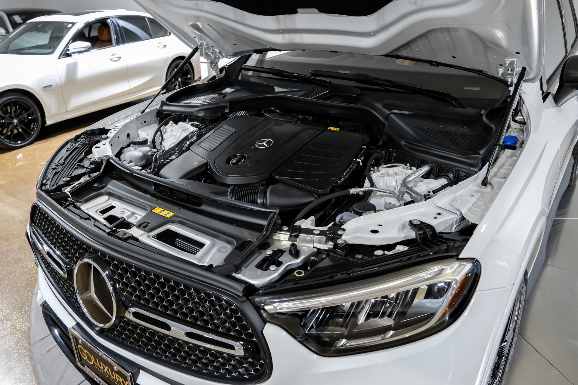 Used 2024 Mercedes-Benz GLC 300 4MATIC image 48