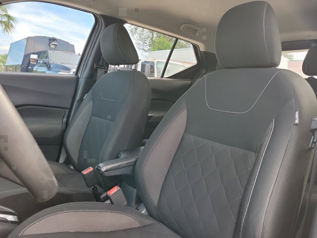 Used 2020 Nissan Kicks S FWD image 21
