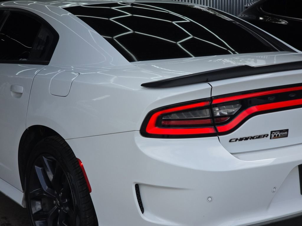 Used 2020 Dodge Charger R/T w/ Plus Group RWD image 42