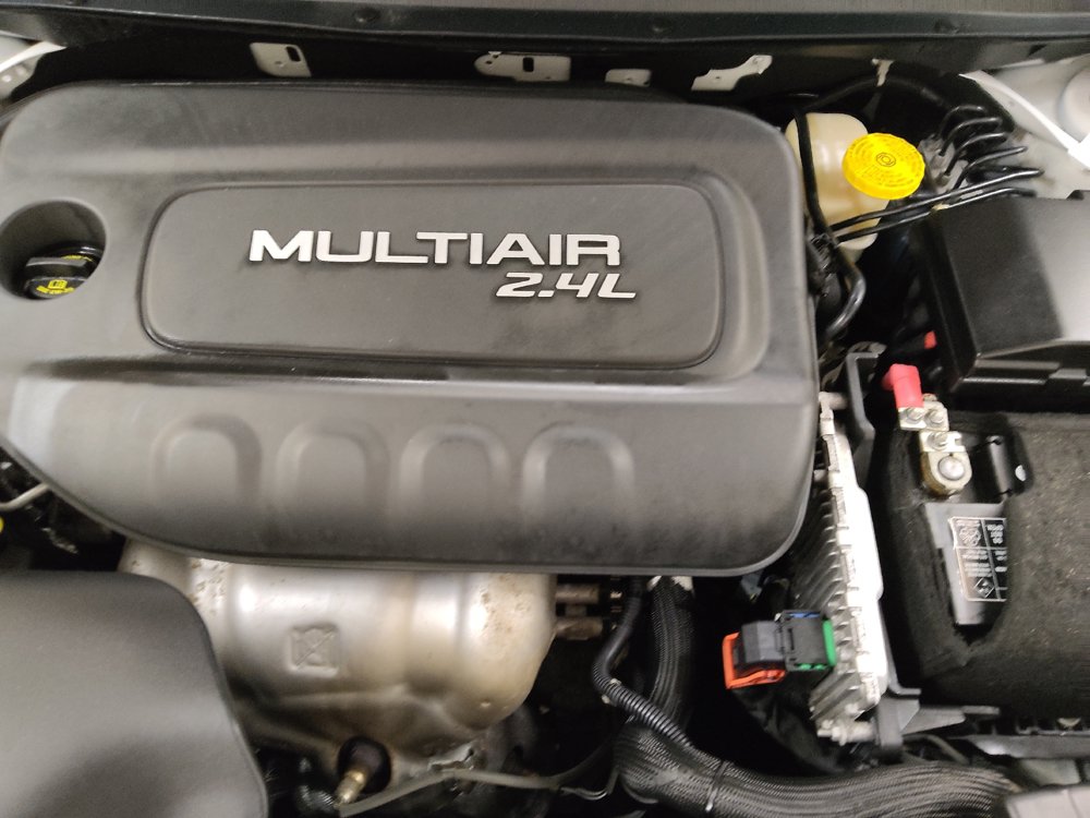 Used 2016 Jeep Cherokee Sport w/ Cold Weather Group AWD/4WD image 30
