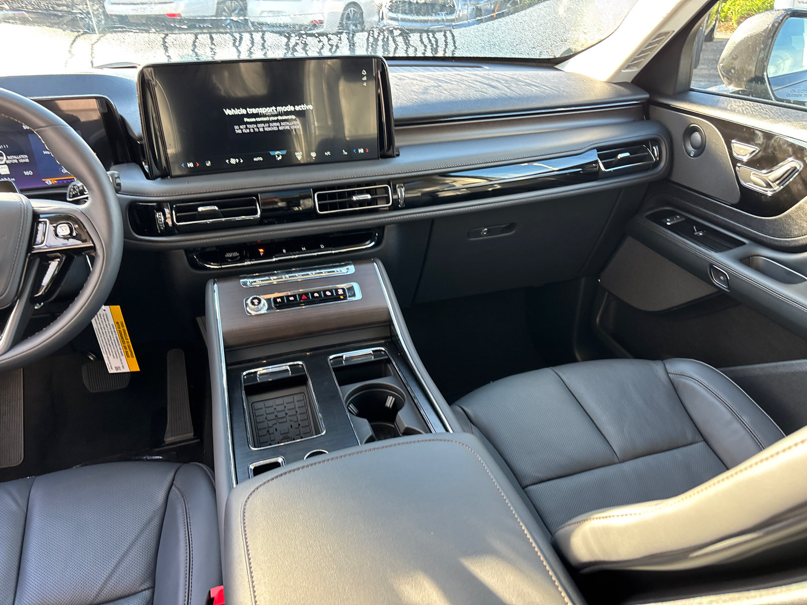 New 2027 Lincoln Aviator Reserve w/ Jet Appearance Package AWD/4WD image 30