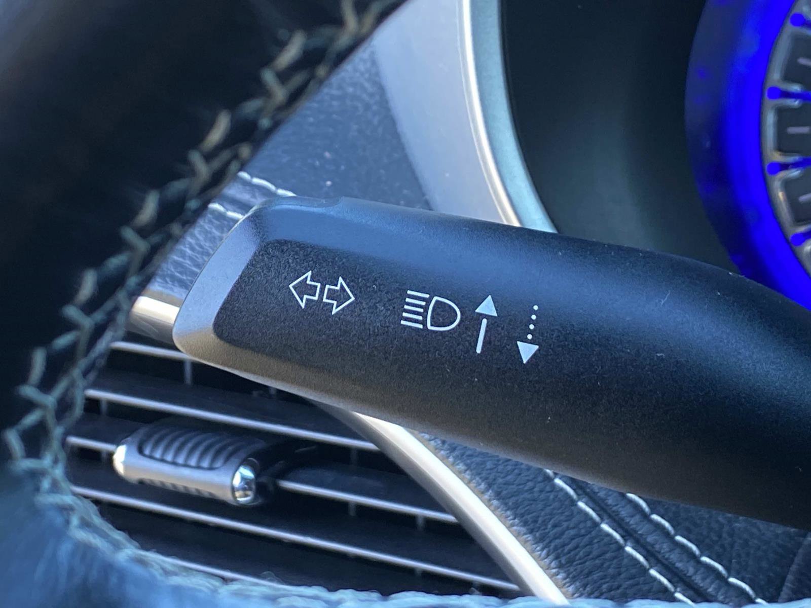 Used 2021 Chrysler Pacifica Touring-L w/ Premium & Safety Sphere Group image 19