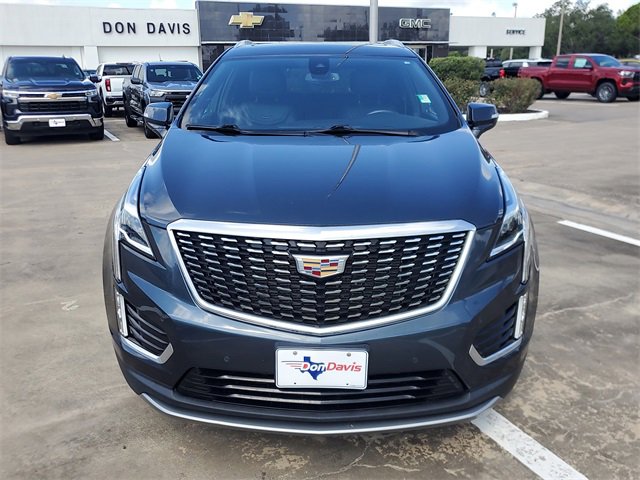 Used 2020 Cadillac XT5 Premium Luxury image 3