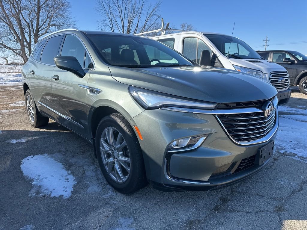 Used 2022 Buick Enclave Premium w/ Surround and Sites Package image 2