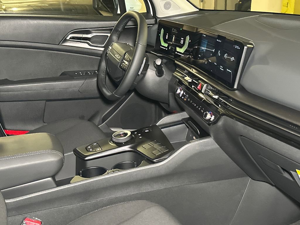 New 2026 Kia Sportage LX image 10