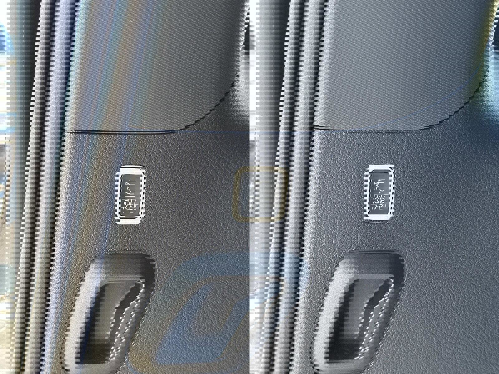 New 2025 Jeep Wagoneer 4WD image 13