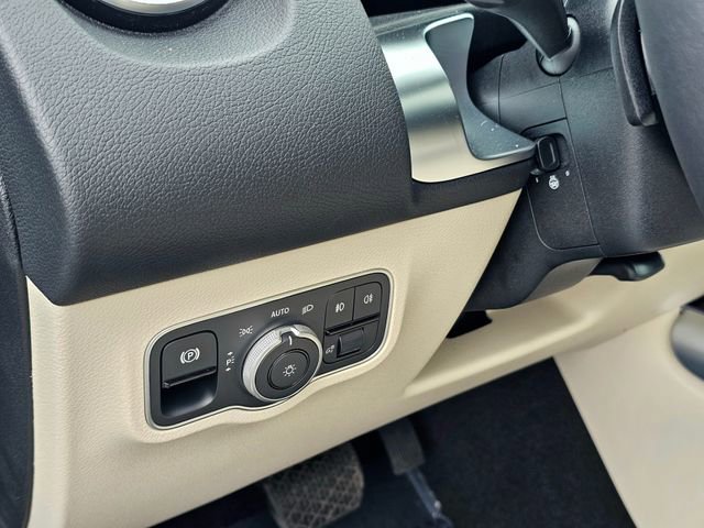 New 2026 Mercedes-Benz GLB 250 4MATIC image 16