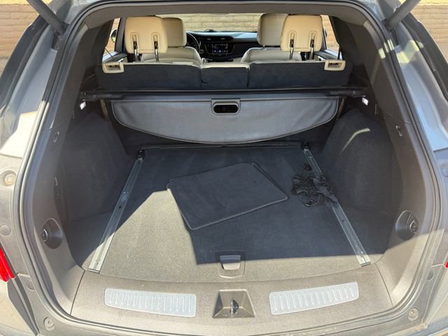 Used 2017 Cadillac XT5 Premium Luxury FWD image 28