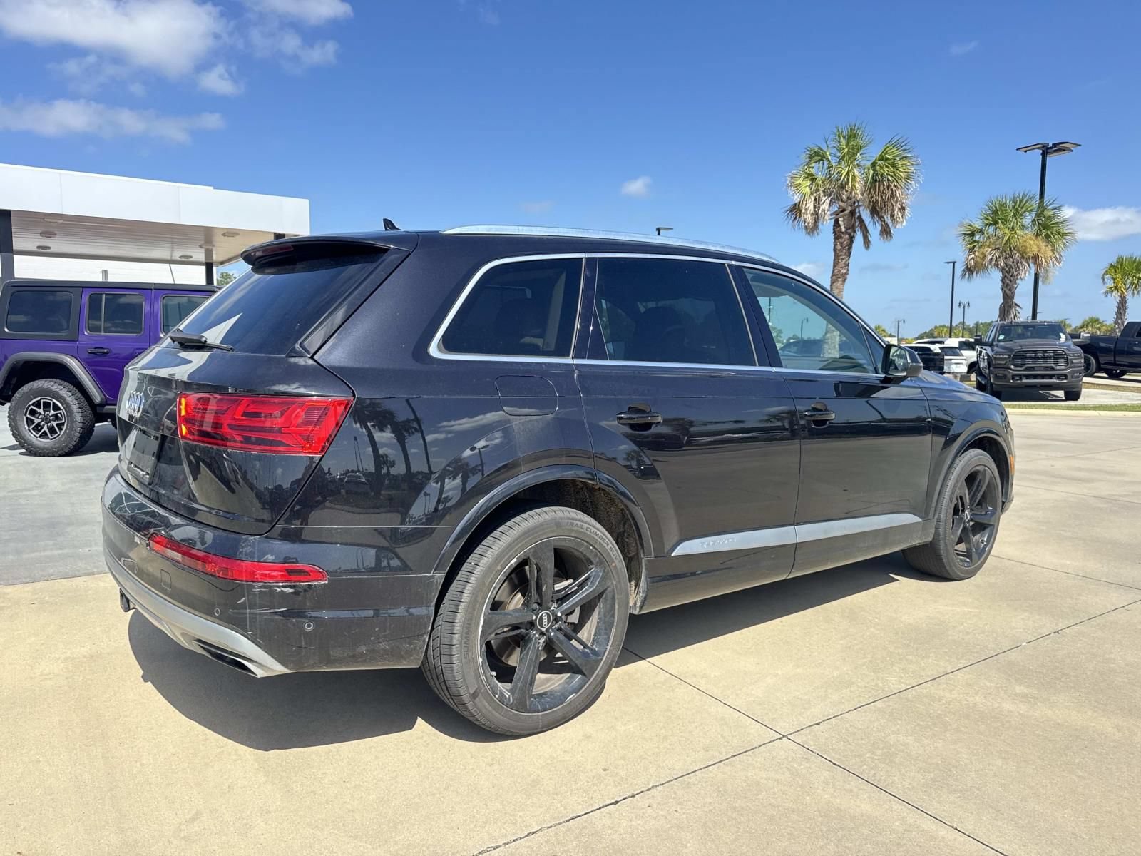 Used 2019 Audi Q7 3.0T Prestige w/ Prestige Package AWD/4WD image 7