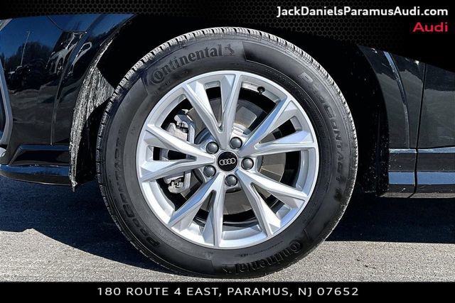 Used 2025 Audi Q3 2.0T Premium w/ Convenience Package image 8