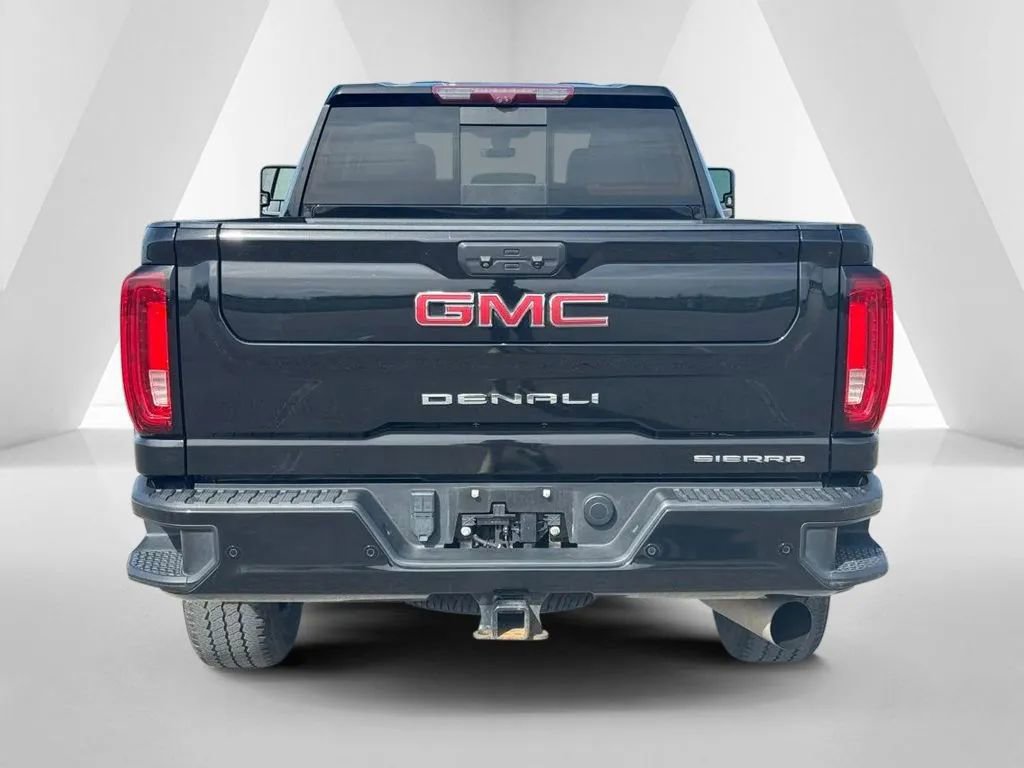Used 2022 GMC Sierra 3500 Denali w/ Denali Black Diamond Edition image 5