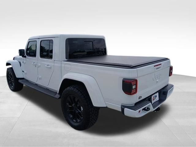 Used 2023 Jeep Gladiator Overland AWD/4WD image 3
