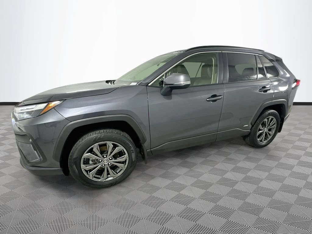 Used 2024 Toyota RAV4 XLE Premium w/ Weather Package AWD/4WD image 4