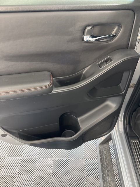 Certified 2023 Nissan Frontier PRO-4X w/ Pro Convenience Package AWD/4WD image 26