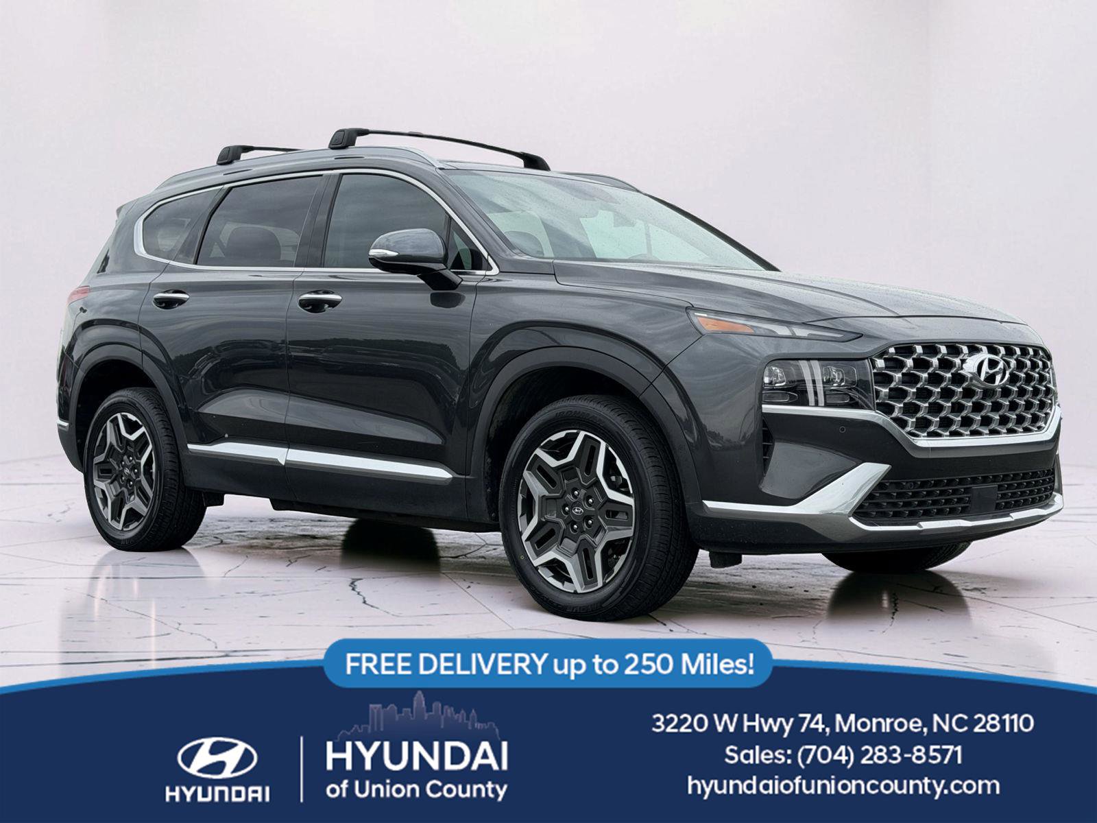 Used 2023 Hyundai Santa Fe Limited AWD/4WD image 1