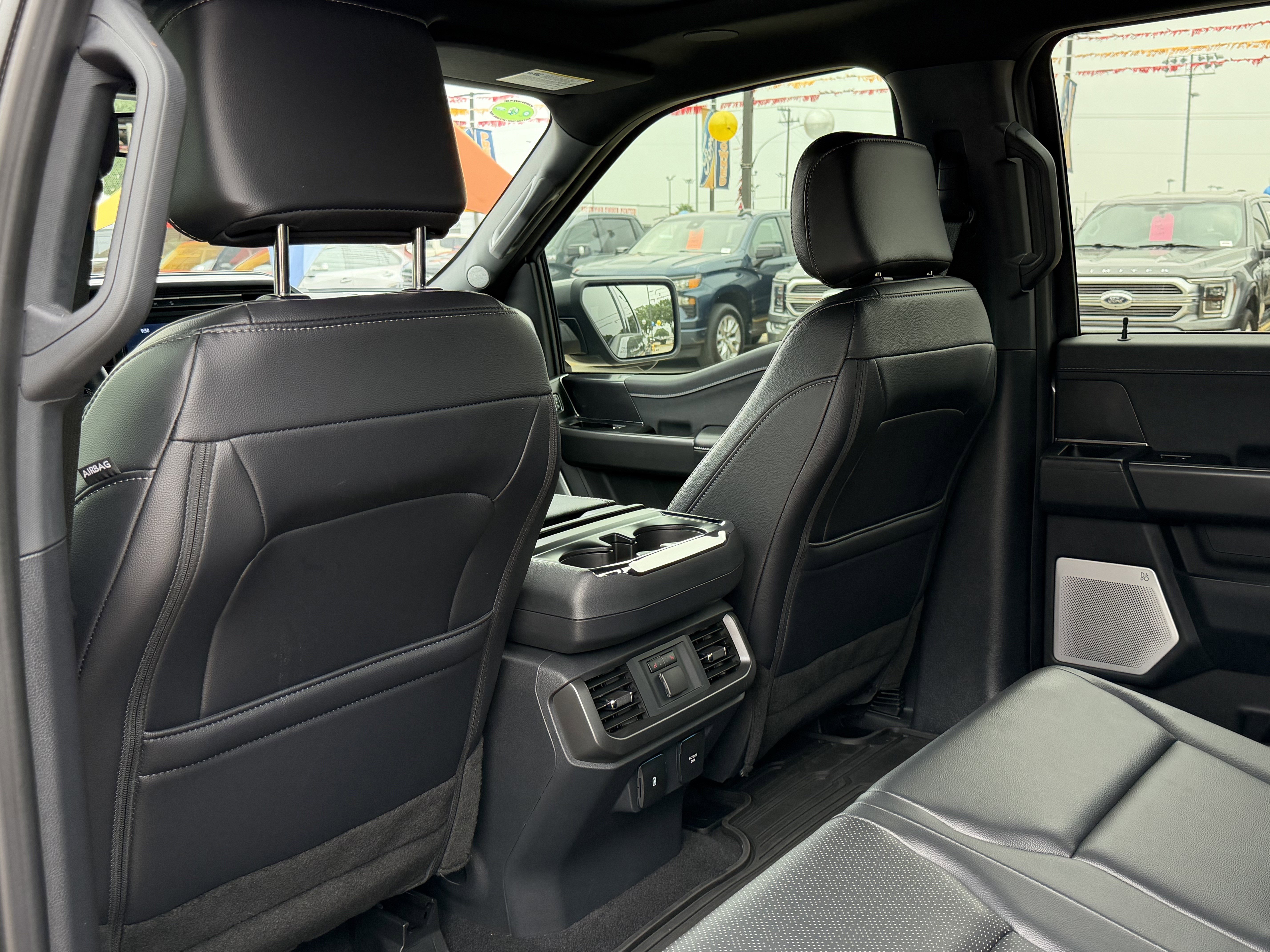 Used 2025 Ford F150 Lariat w/ Equipment Group 502A High AWD/4WD image 18