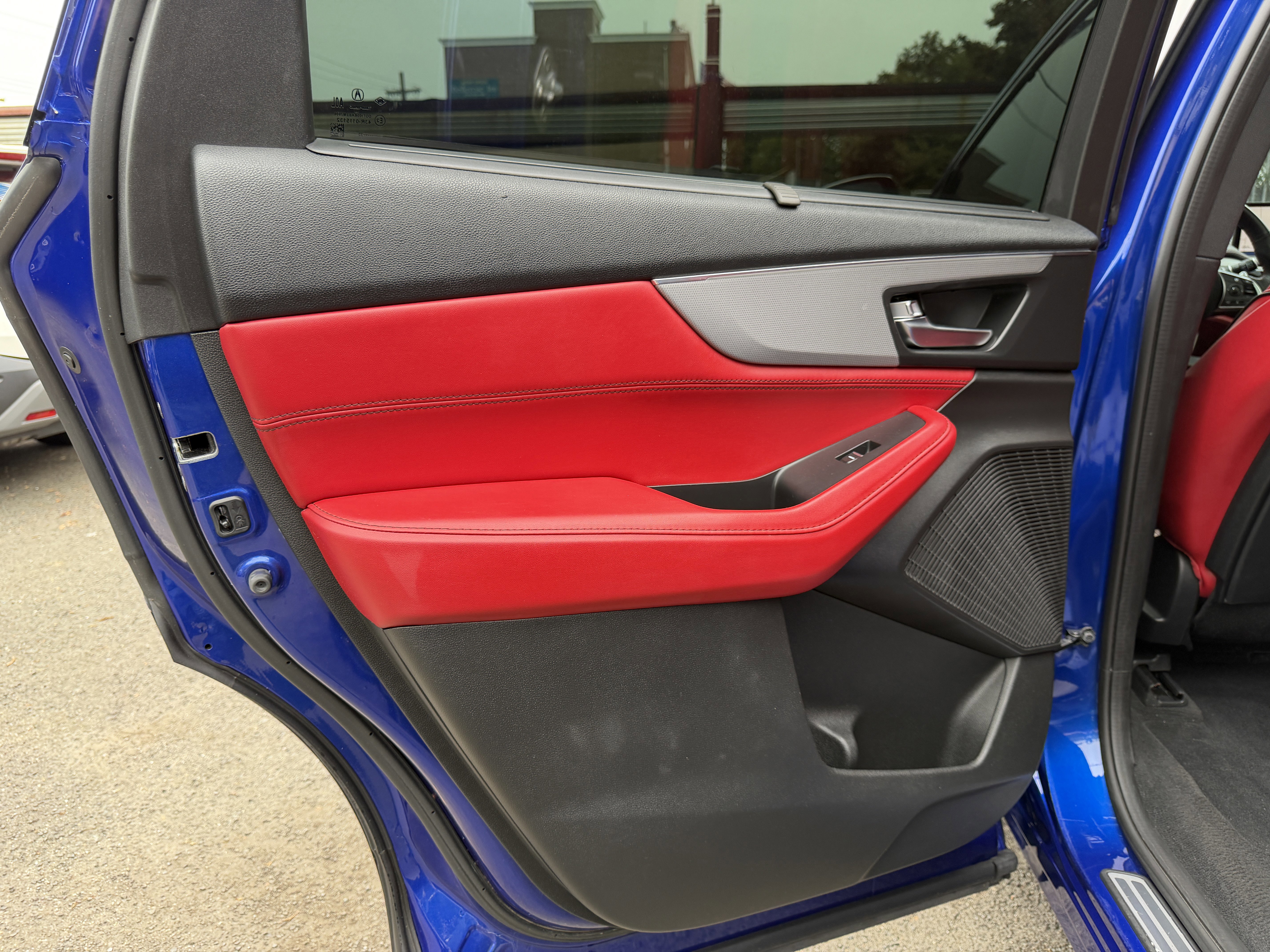 Used 2022 Acura MDX A-Spec image 41