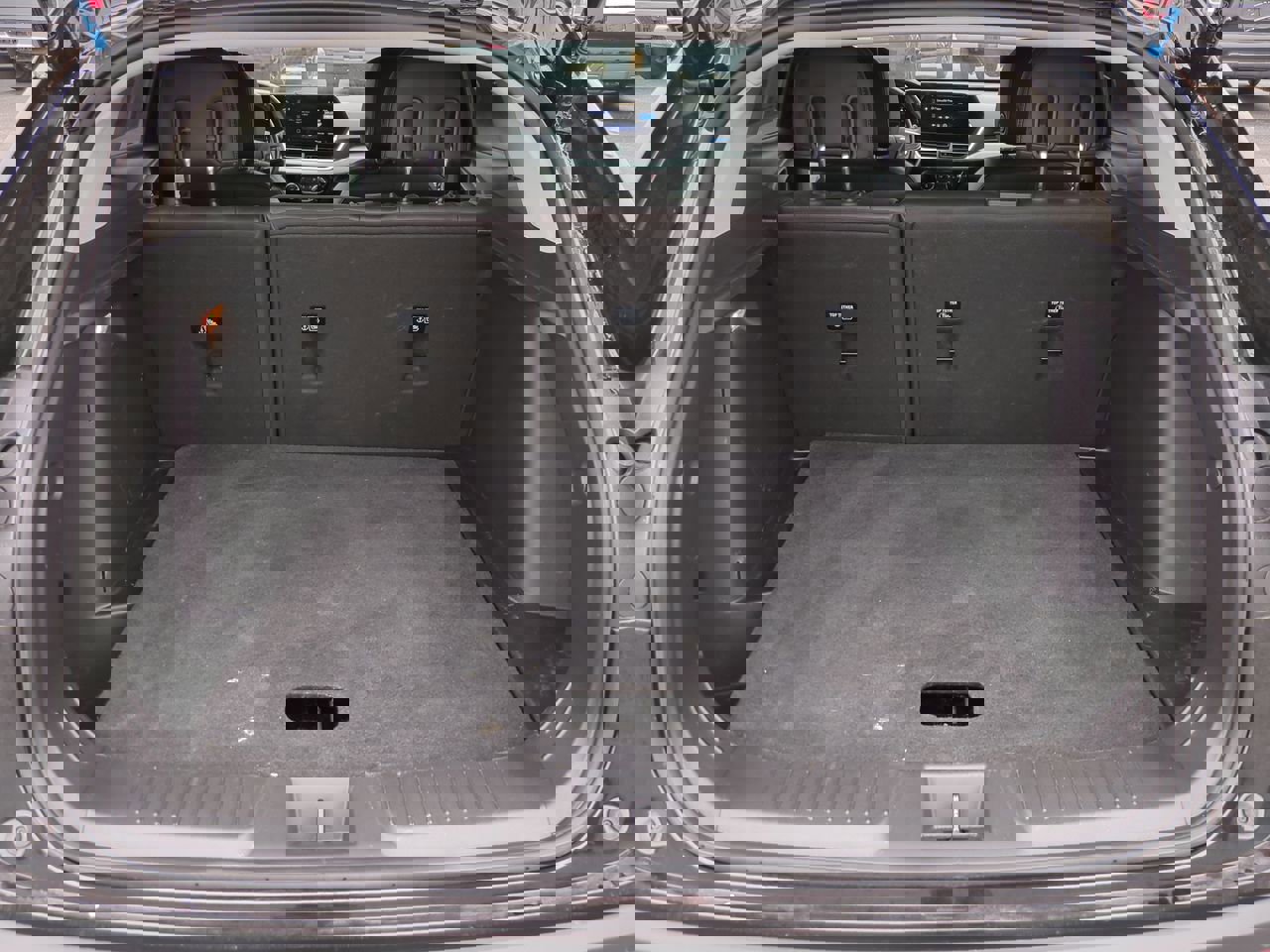 Certified 2025 Chevrolet Trax LT w/ Driver Confidence Package image 13