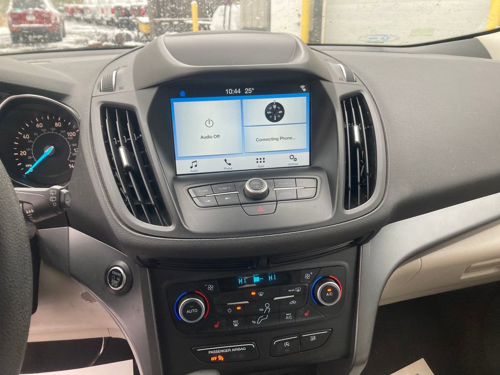 Used 2019 Ford Escape SE image 22