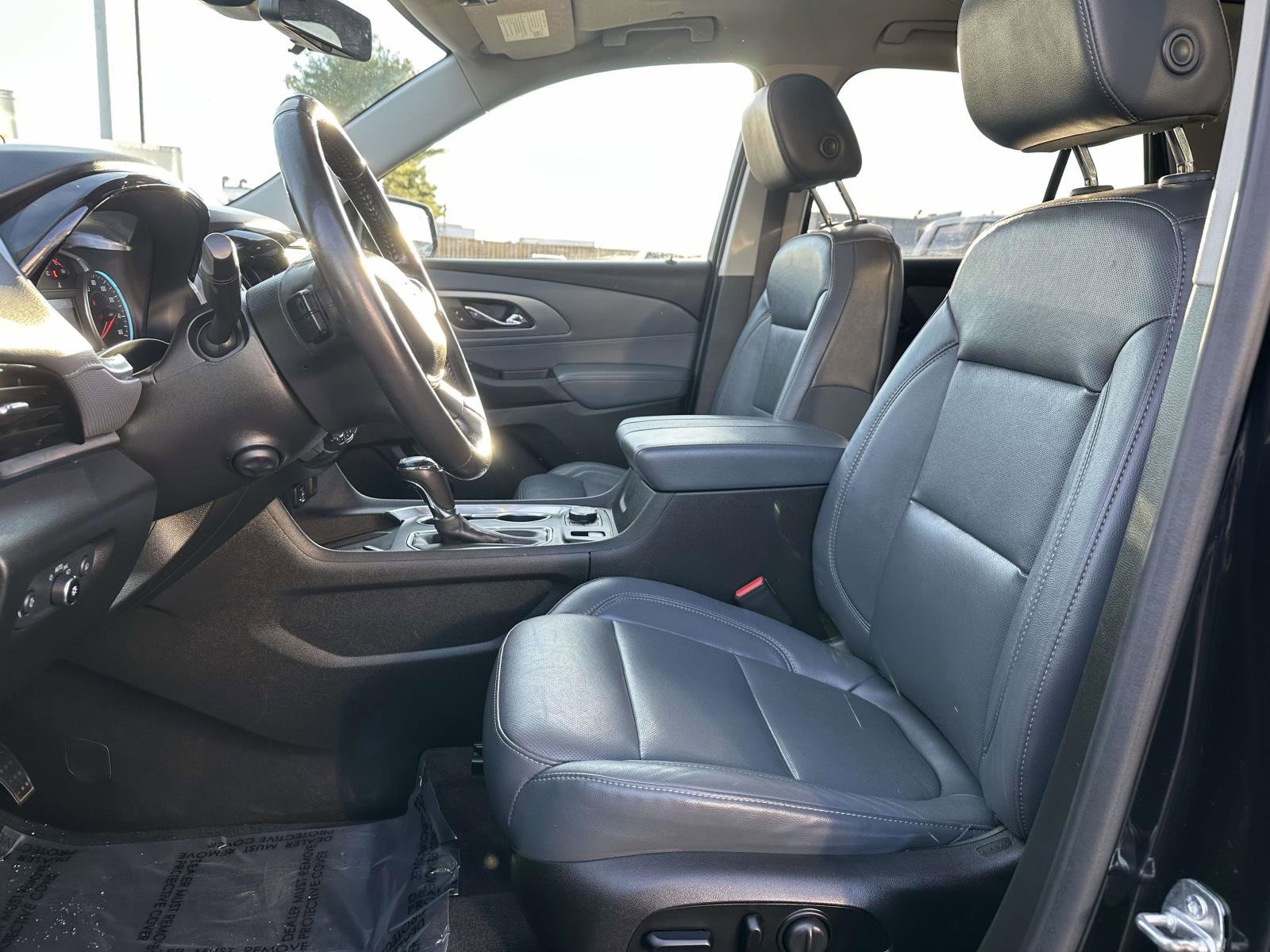 Used 2020 Chevrolet Traverse Premier image 22