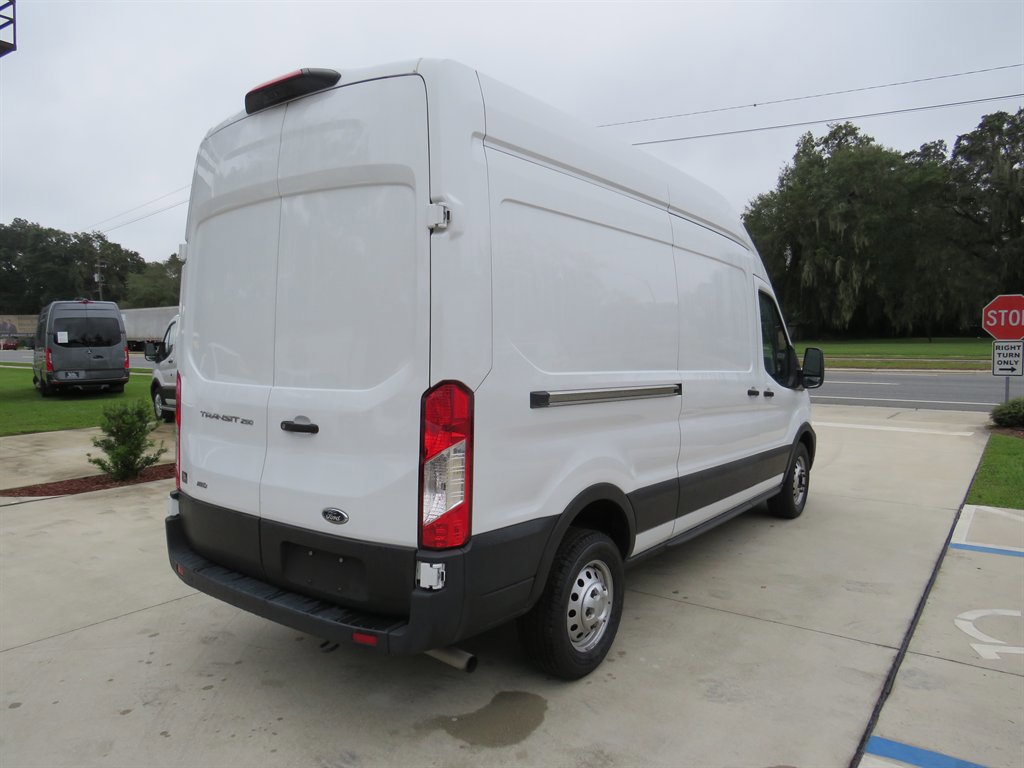 Used 2023 Ford Transit 250 High Roof image 13