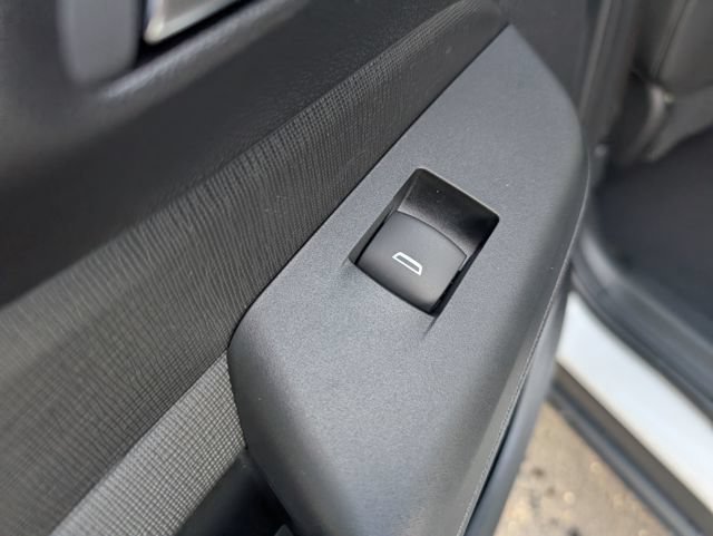 New 2026 Buick Envista Sport Touring w/ Convenience I Package FWD image 11