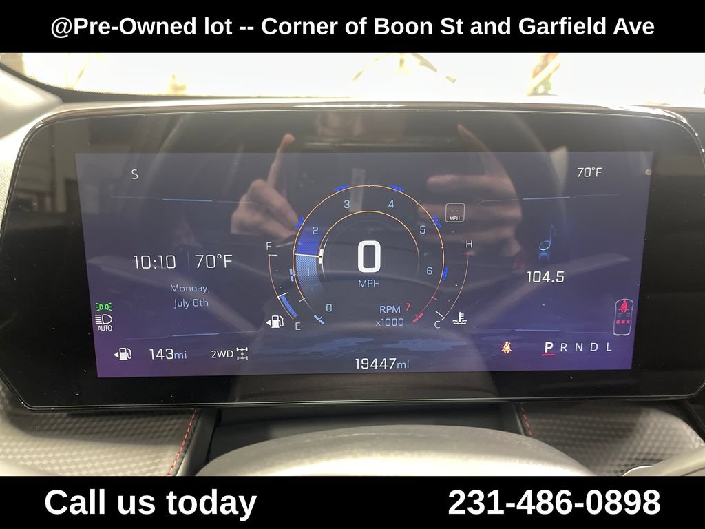Used 2025 Chevrolet Equinox RS w/ Safety and Technology Package AWD/4WD image 21