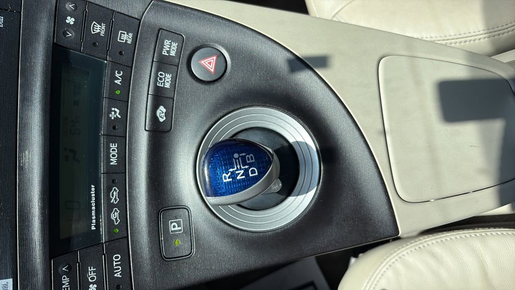Used 2010 Toyota Prius Five FWD image 22