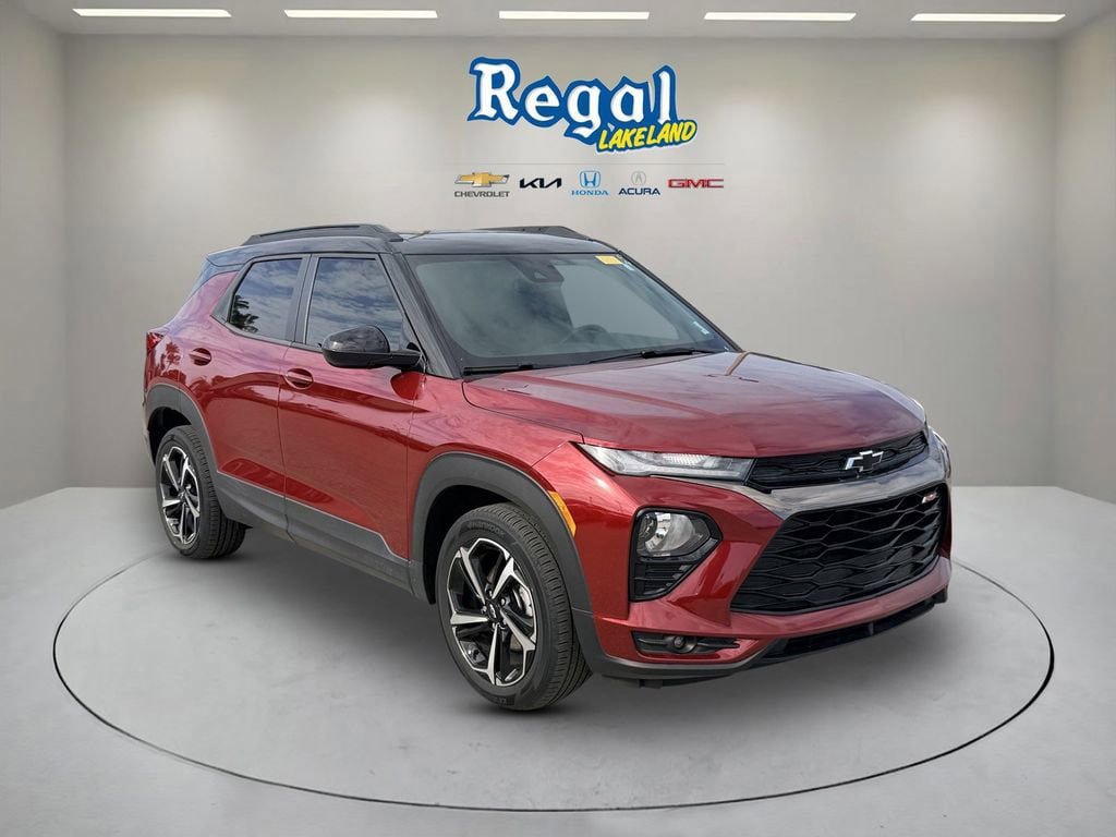 Certified 2023 Chevrolet TrailBlazer RS w/ Sun and Liftgate Package FWD image 1