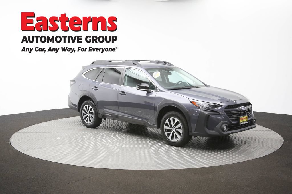 Used 2023 Subaru Outback Premium AWD/4WD image 47