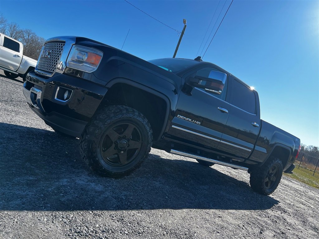 Used 2015 GMC Sierra 2500 Denali w/ Duramax Plus Package image 33