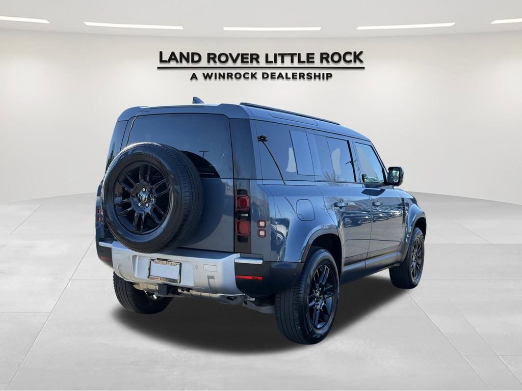 Used 2025 Land Rover Defender 110 S image 2