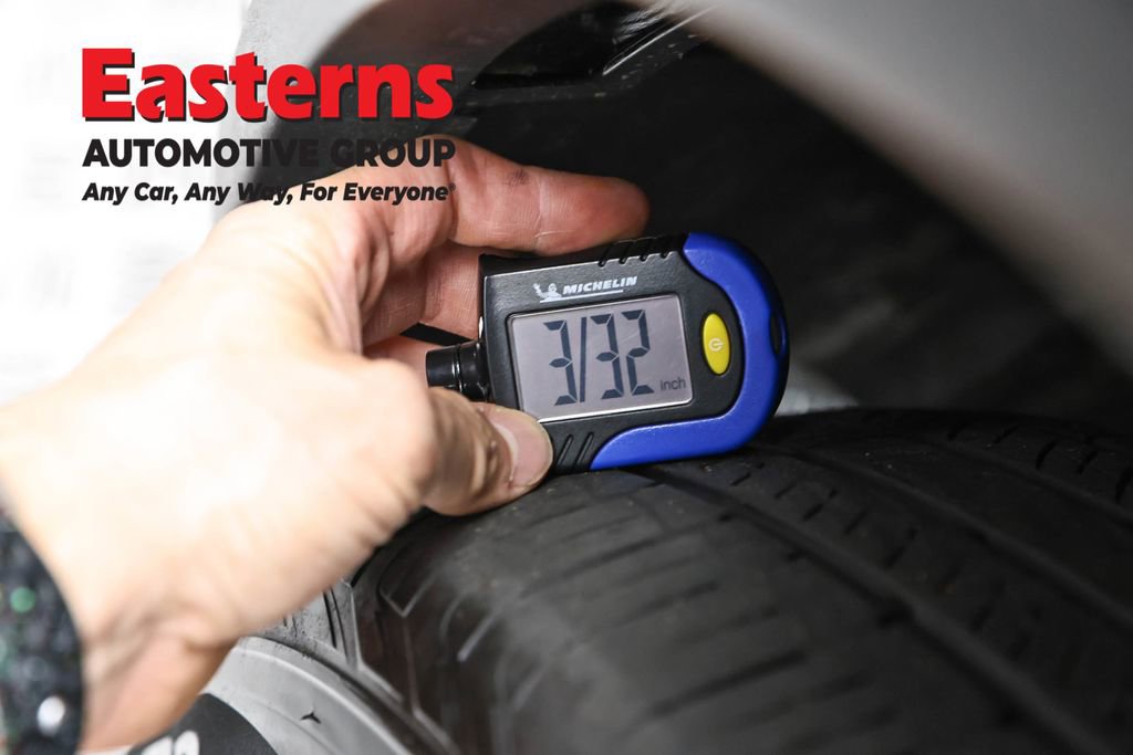 Used 2023 Nissan Rogue SV AWD/4WD image 27