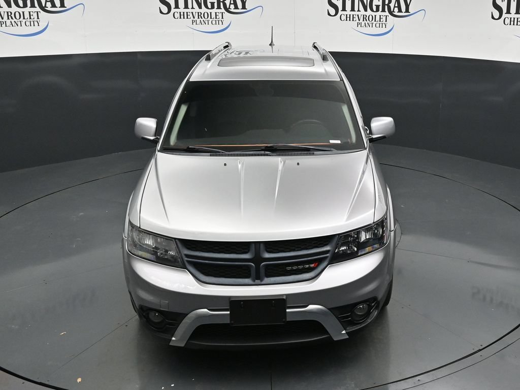 Used 2018 Dodge Journey Crossroad w/ Nav & Sun Group FWD image 10
