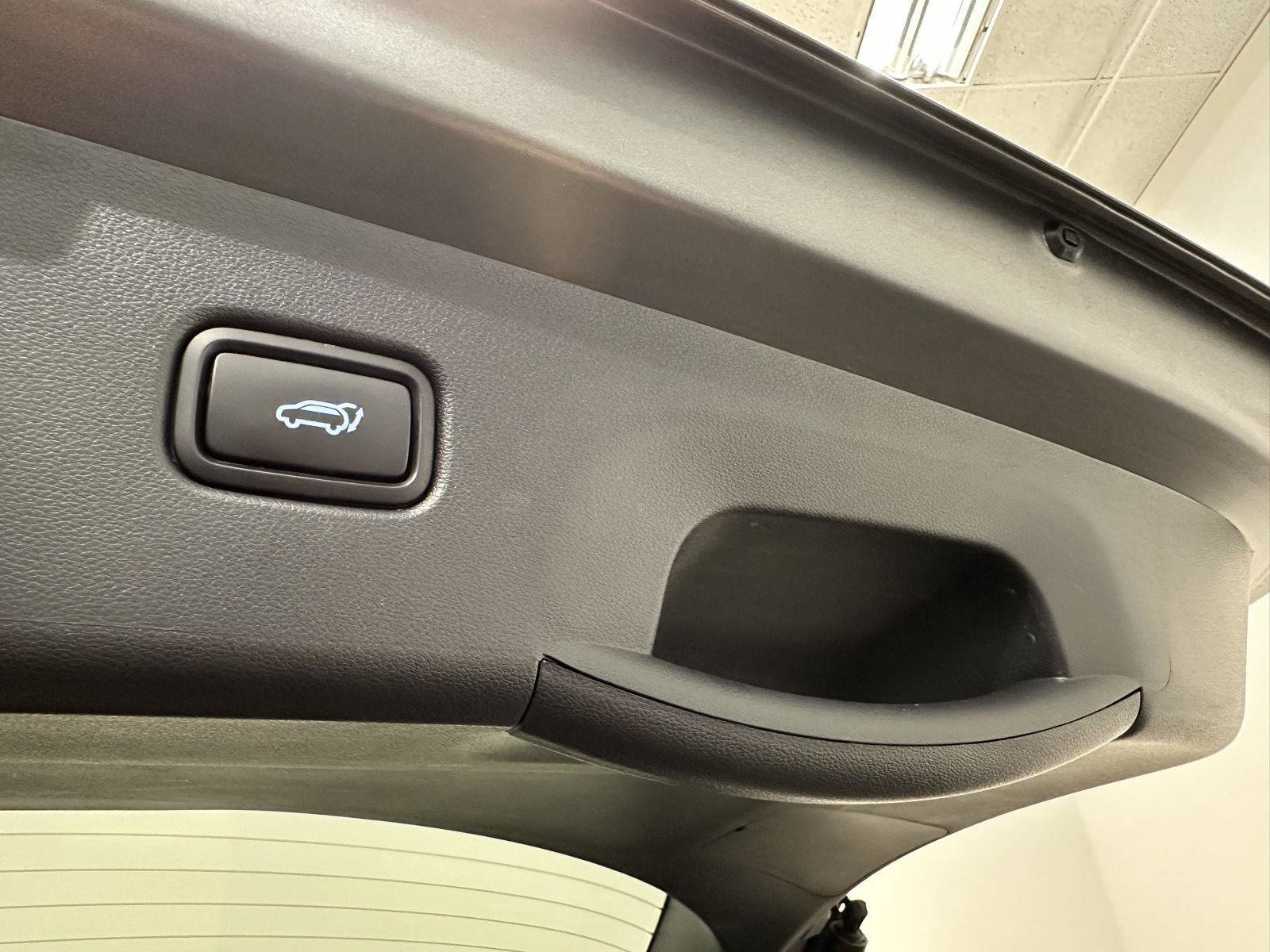 Certified 2025 Hyundai Tucson SEL AWD/4WD image 32