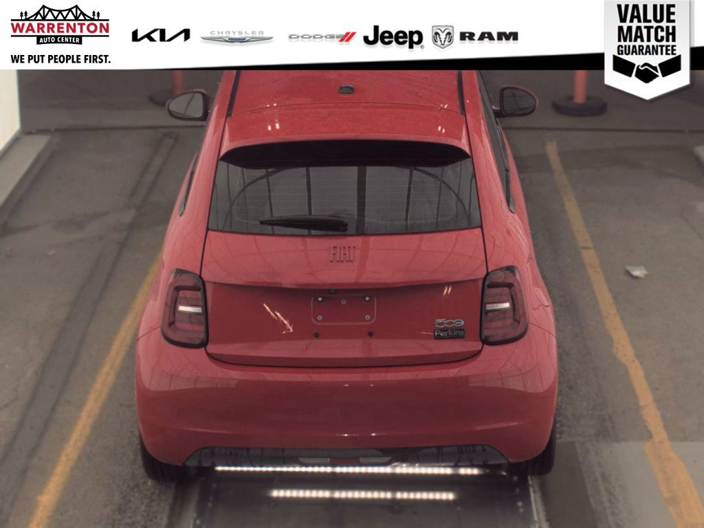 Used 2024 FIAT 500 e (RED) FWD image 4