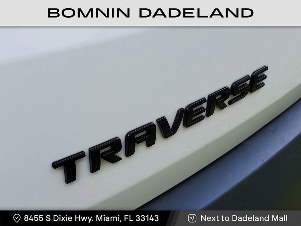 Used 2022 Chevrolet Traverse RS image 7