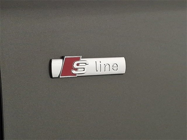 Used 2023 Audi Q5 2.0T Premium w/ Convenience Package image 33