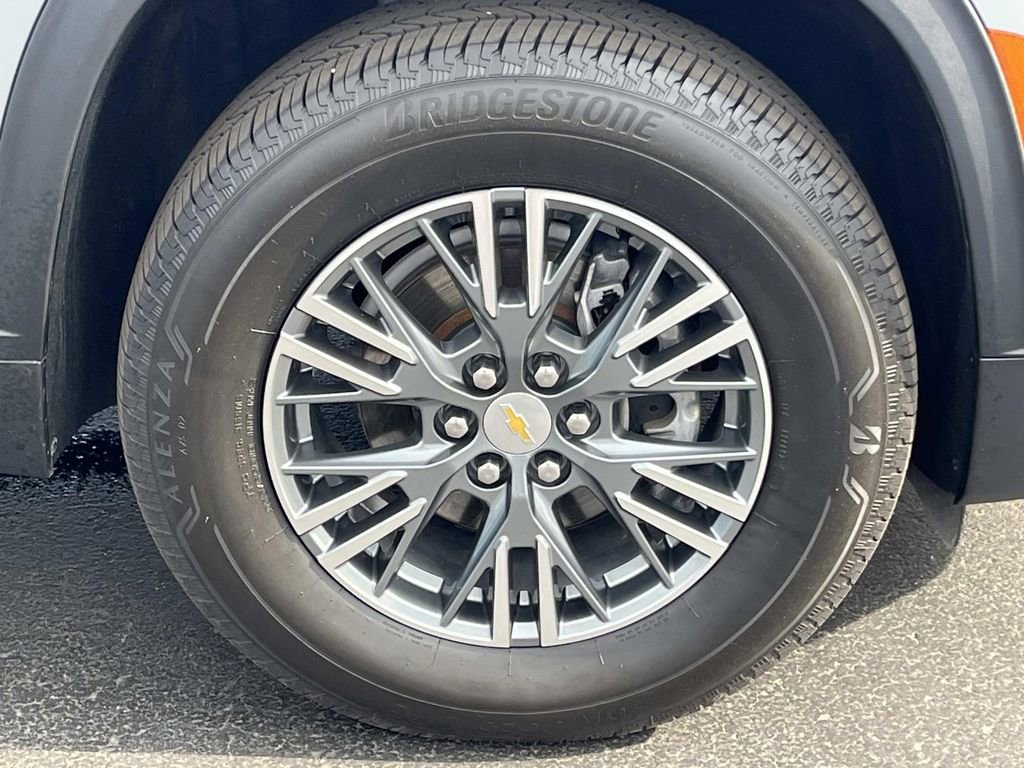 Certified 2024 Chevrolet Traverse LT FWD image 10