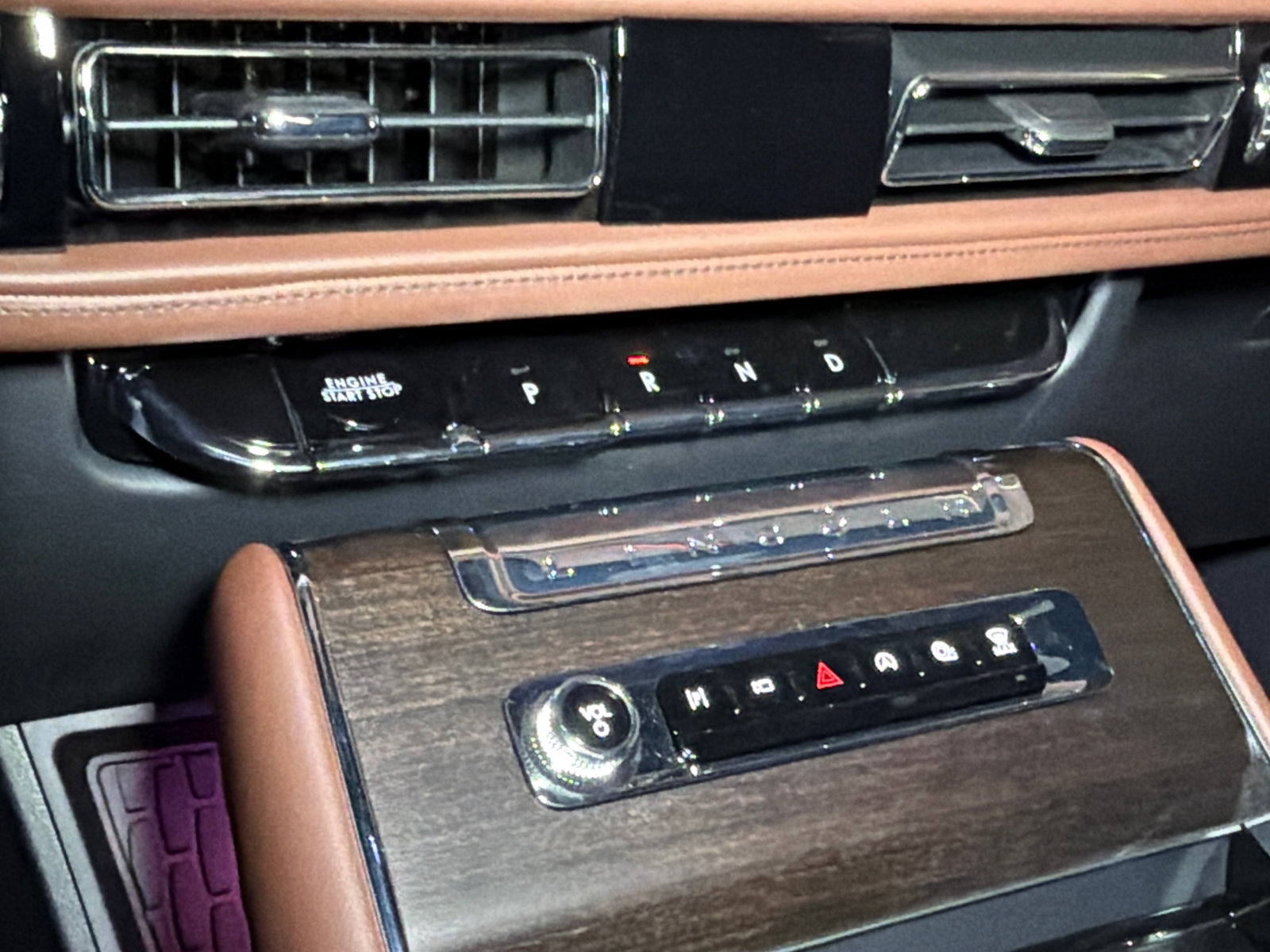 New 2027 Lincoln Aviator Reserve AWD/4WD image 30