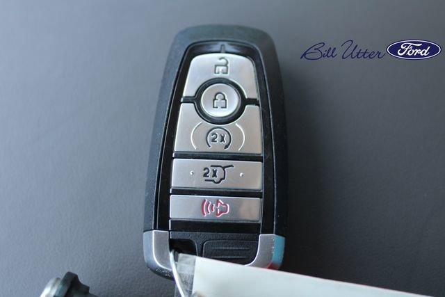 Certified 2022 Ford Explorer Platinum image 28