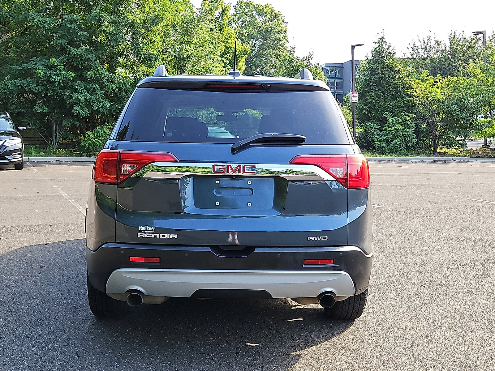 Used 2019 GMC Acadia SLE w/ Driver Alert Package I AWD/4WD image 5