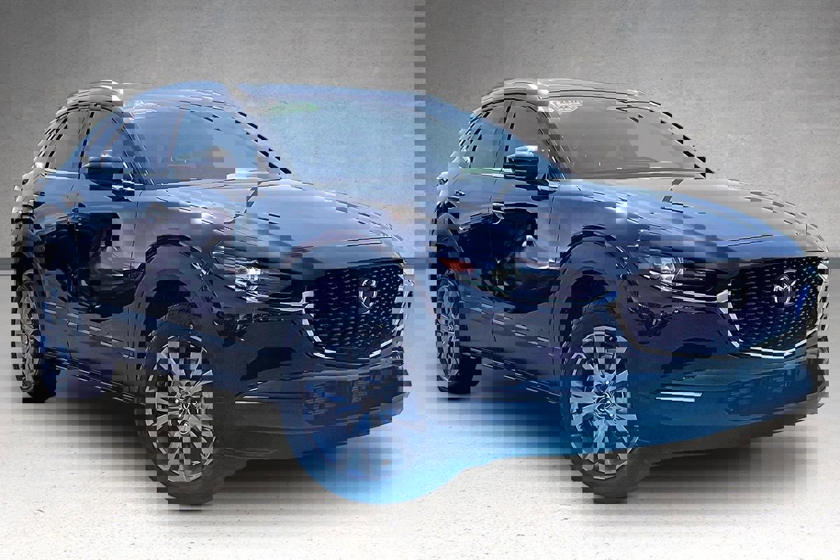 Used 2025 MAZDA CX-30 AWD 2.5 S w/ Preferred Package image 2