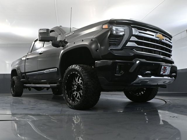 Used 2024 Chevrolet Silverado 3500 High Country w/ Technology Package image 62