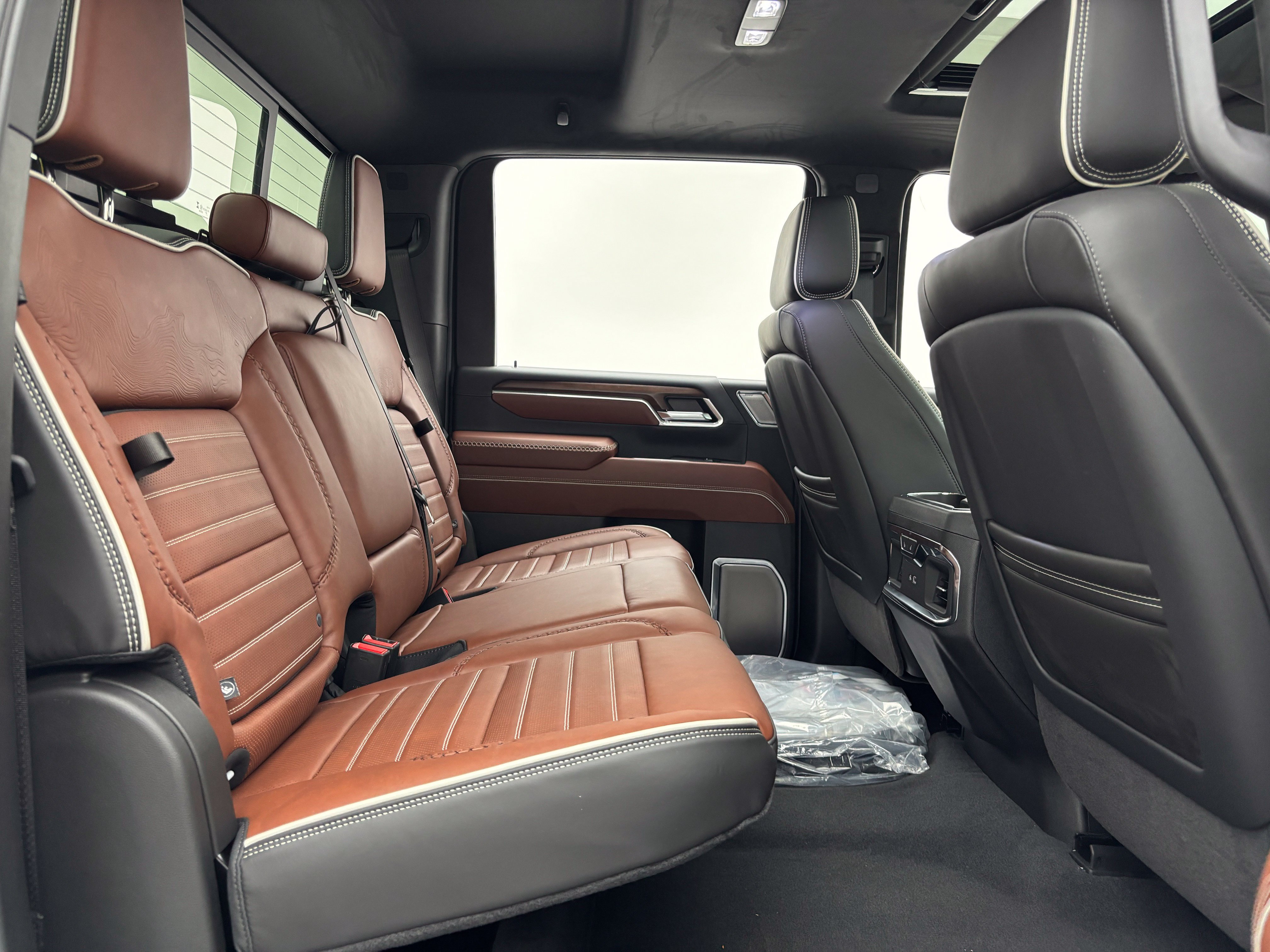 New 2026 GMC Sierra 2500 Denali Ultimate AWD/4WD image 43