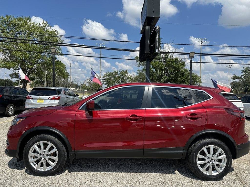 Used 2022 Nissan Rogue Sport S FWD image 5