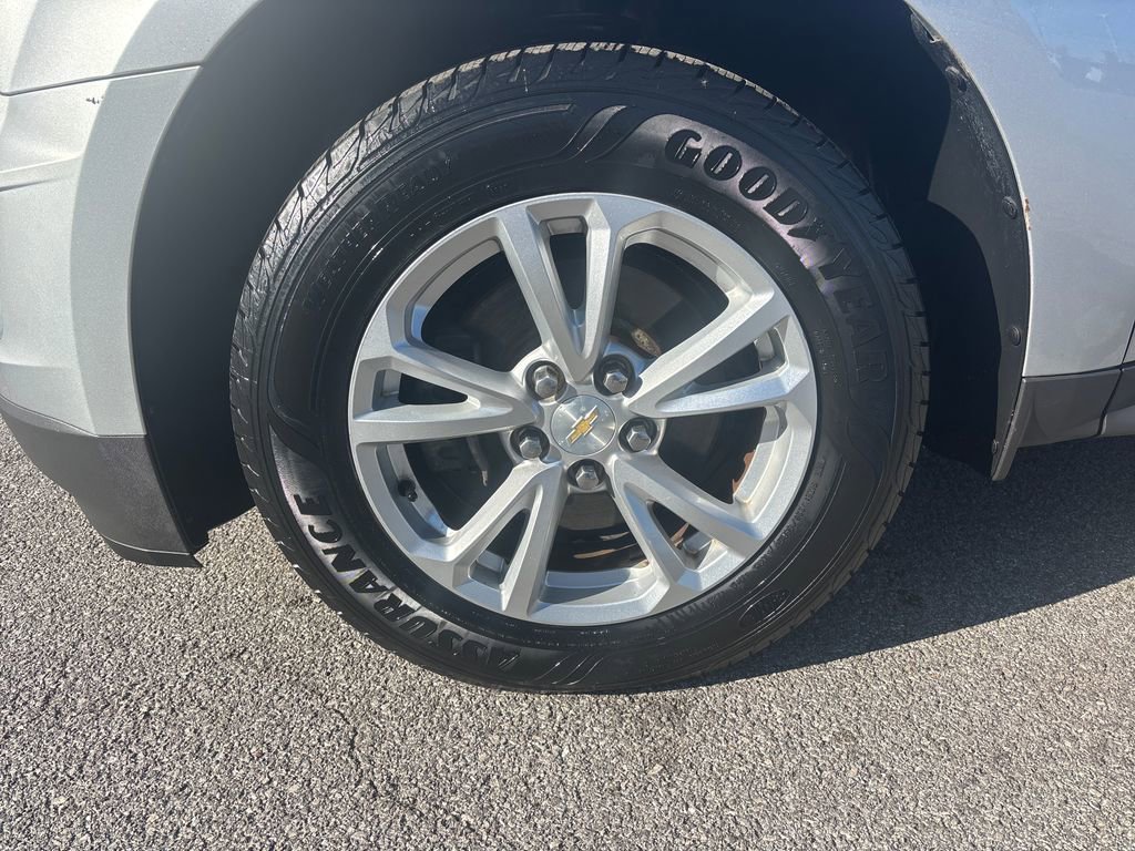 Used 2016 Chevrolet Equinox LT w/ Convenience Package image 34