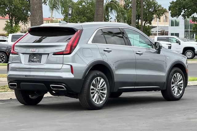 Used 2024 Cadillac XT4 Premium Luxury AWD/4WD image 4