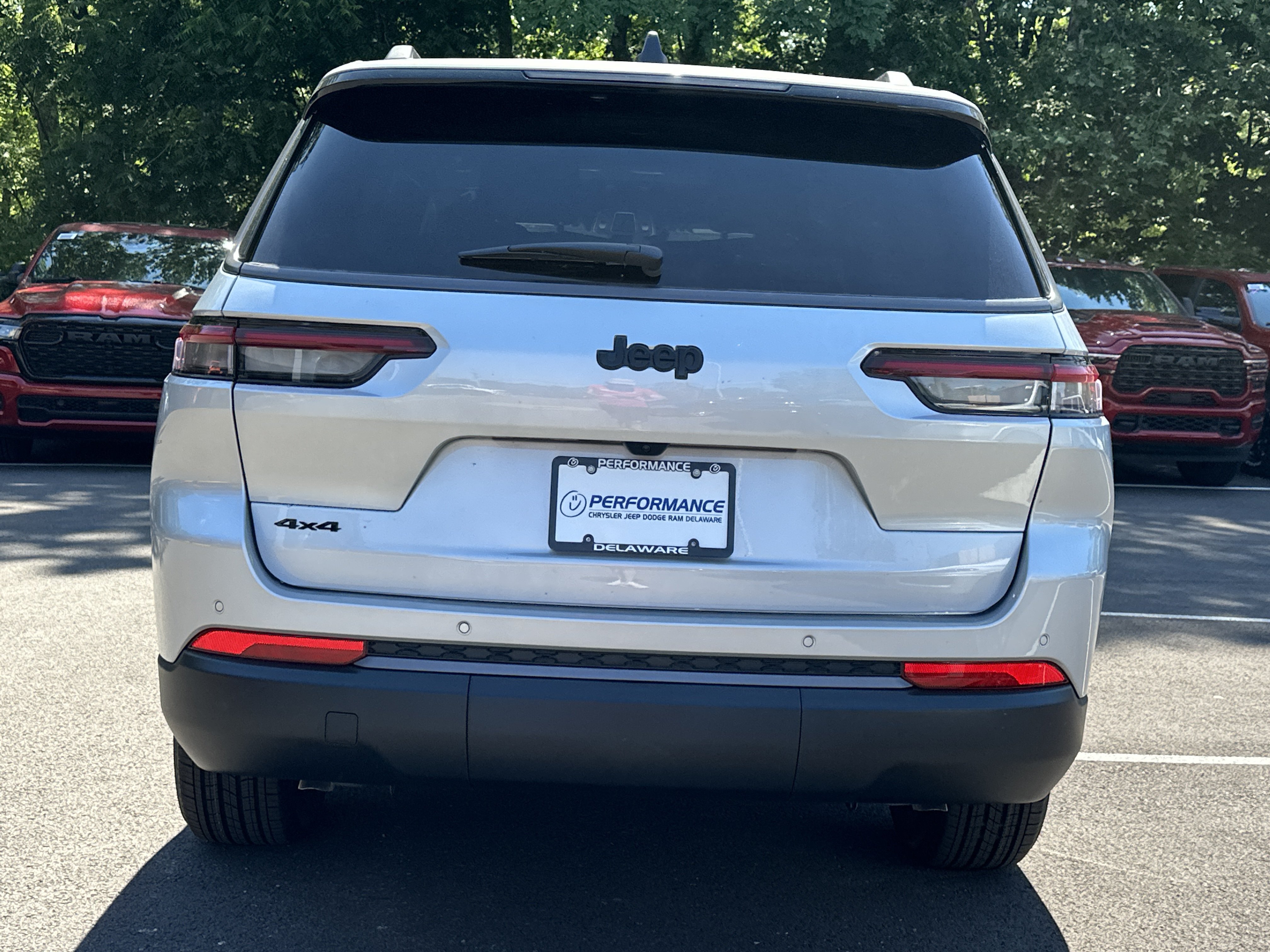 New 2026 Jeep Grand Cherokee L 4WD image 16